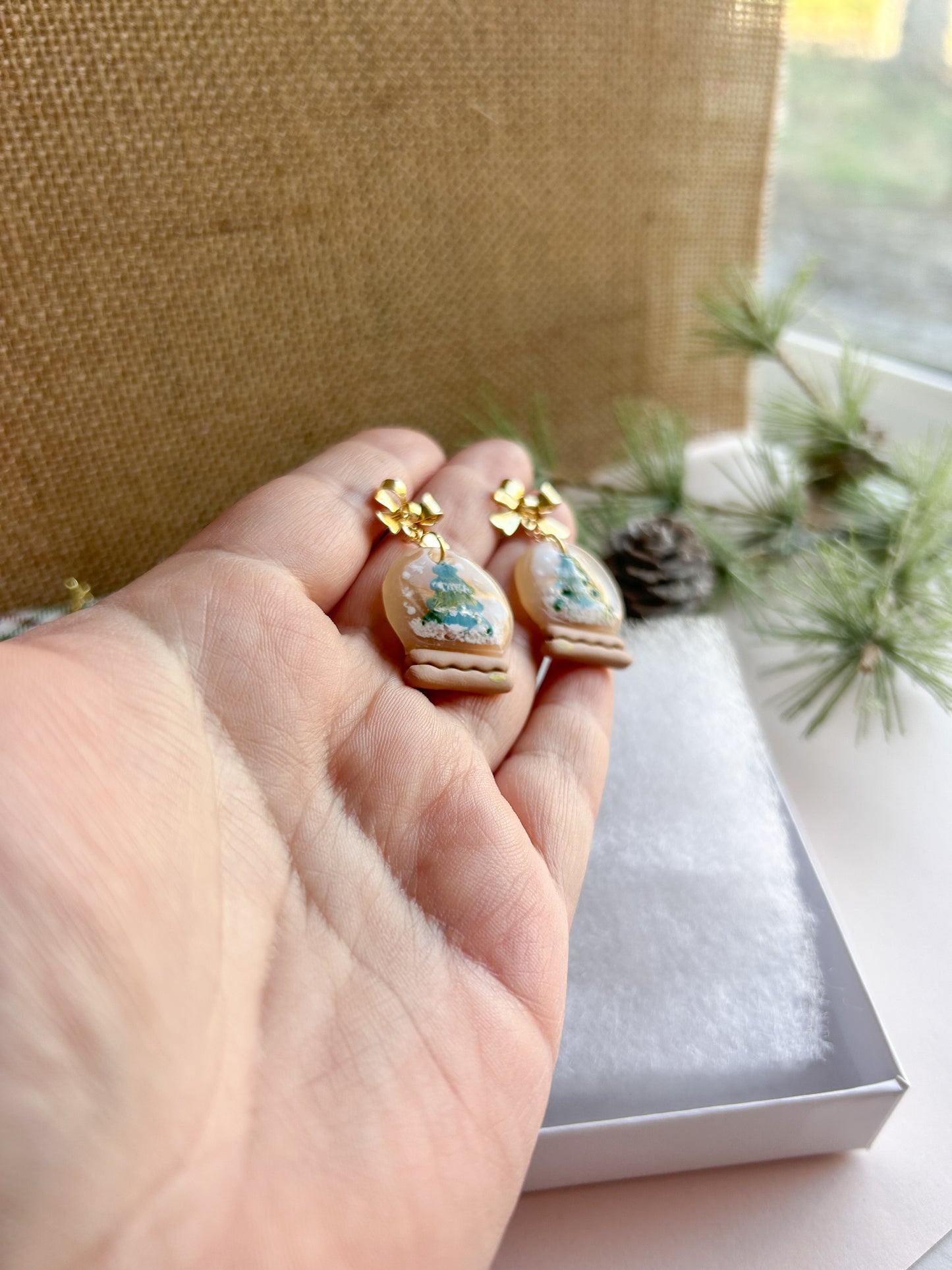 Winter Wonderland Globe